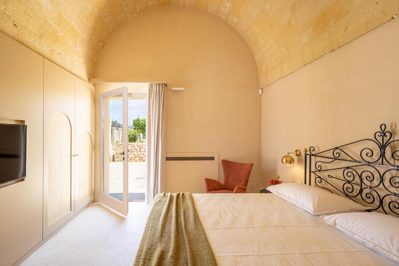Il Giardino Grande - Dimora In Salento Bed & Breakfast Parabita Eksteriør bilde