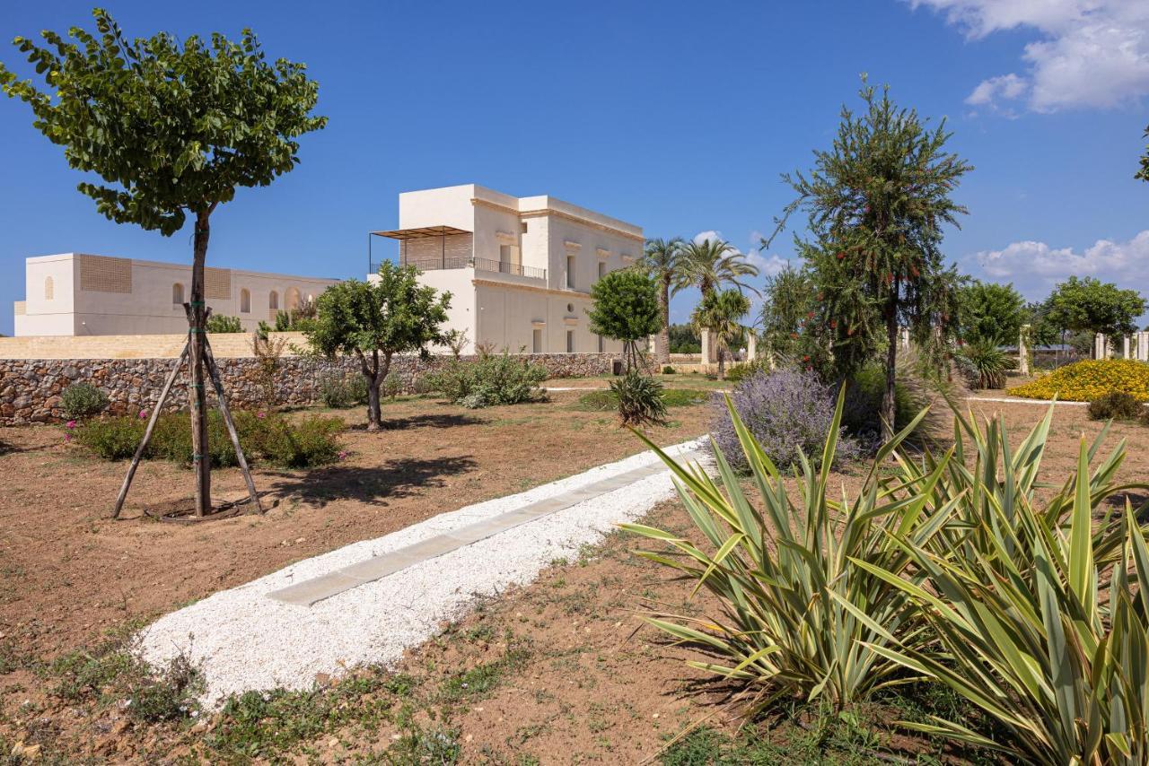 Il Giardino Grande - Dimora In Salento Bed & Breakfast Parabita Eksteriør bilde