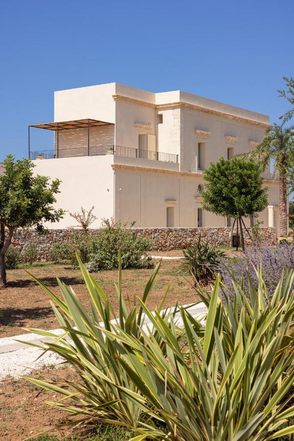Il Giardino Grande - Dimora In Salento Bed & Breakfast Parabita Eksteriør bilde