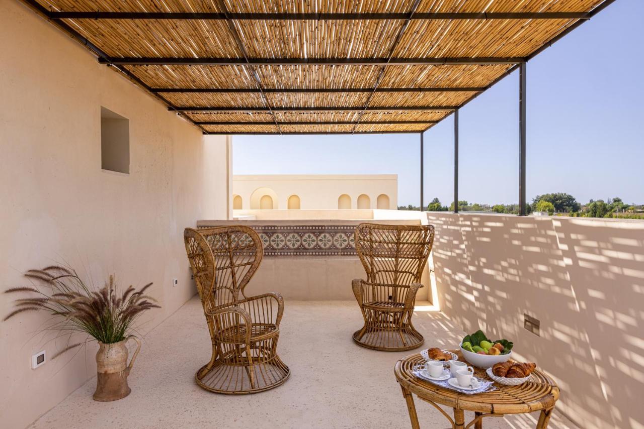 Il Giardino Grande - Dimora In Salento Bed & Breakfast Parabita Eksteriør bilde